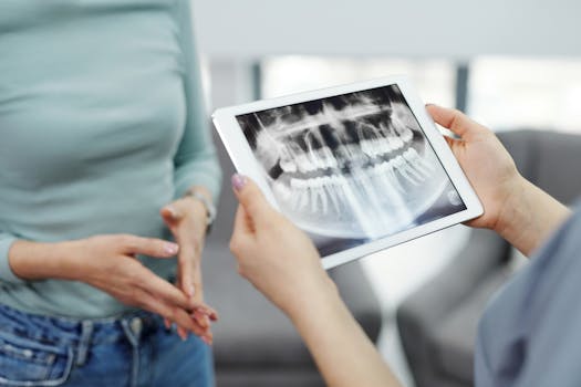 image of healthy gut and teeth comparison